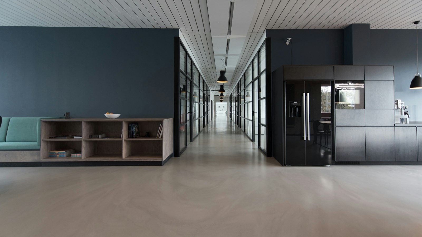 Commercial Real Estate & Offices