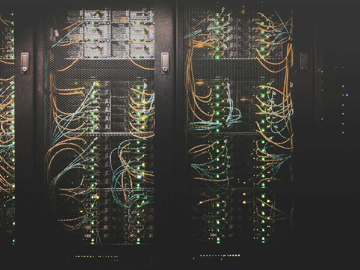 Data centre server hall